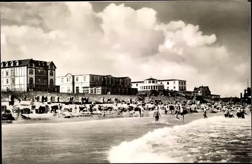 Ak Nordseebad Wangerooge in Ostfriesland, Strandpartie vor den Hotels