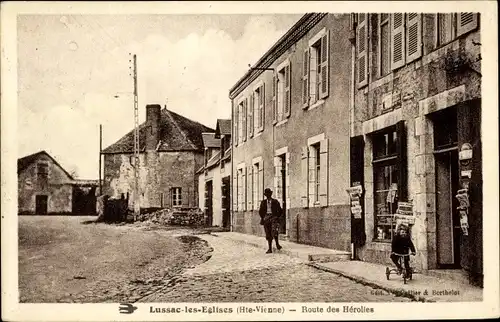 Ak Lussac les Églises Haute Vienne, Route des Hérolies