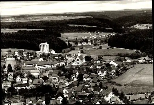Ak Lützenhardt Waldachtal im Schwarzwald, Gesamtansicht, Fliegeraufnahme