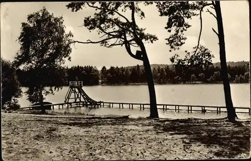 Ak Prieros Heidesee, Pionierlager M. I. Kalinin am Frauensee, Badestrand Lagerfreundschaft II