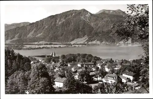 Ak Tegernsee in Oberbayern, Blick zum Riegberg, Ort