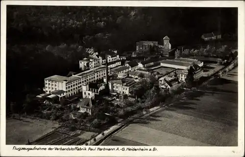 Ak Heidenheim an der Brenz, Fliegeraufnahme, Verbandstofffabrik Paul Hartmann A.-G.