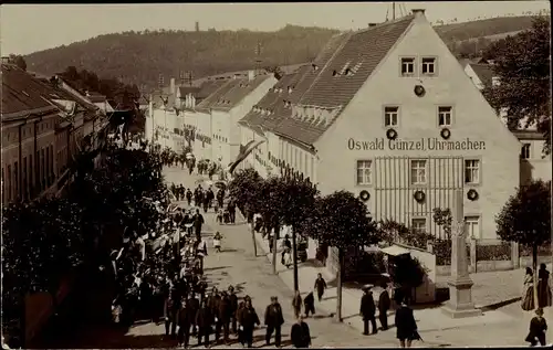 Foto Ak Bad Gottleuba in Sachsen, Festumzug in der Stadt, Uhrmacher Oswald Günzel