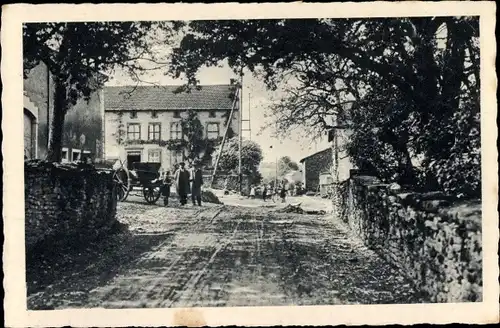 Ak Leidingen Wallerfangen im Saarland, Ehemalige deutsch französische Grenzstraße