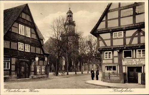 Ak Rinteln an der Weser, Fachwerkhäuser am Kirchplatz, Felsenkeller Herford