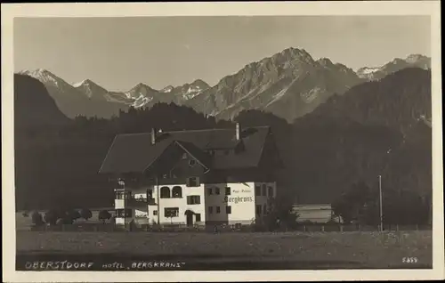 Ak Oberstdorf im Oberallgäu, Hotel Bergkranz, Gebirge