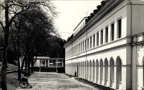 Foto Ak Bad Schwalbach im Taunus, Kurheim, Rollstuhl