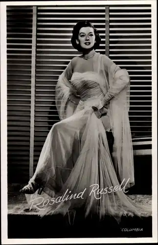 Ak Schauspielerin Rosalind Russell, Portrait