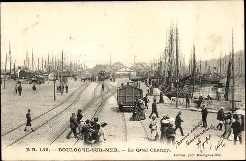 Ak Boulogne sur Mer Pas de Calais, Le Quai Chanzy