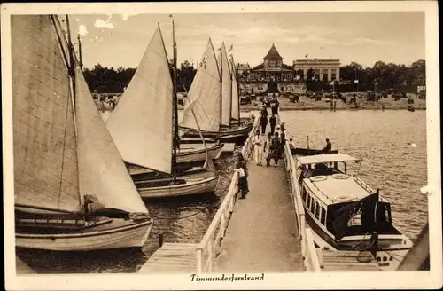 Ak Ostseebad Timmendorfer Strand, Strand, Steg mit Segelbooten