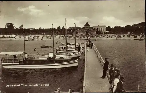 Ak Ostseebad Timmendorfer Strand, Strand, Steg mit Booten