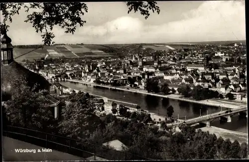 Ak Würzburg am Main Unterfranken, Panorama über die Stadt