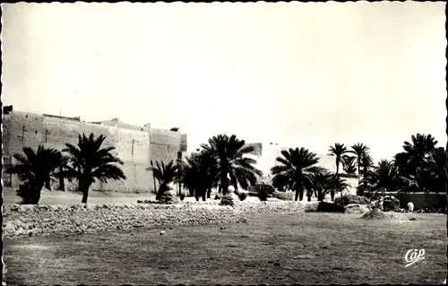 Ak Ouargla Algerien, Remparts du Village Indigene