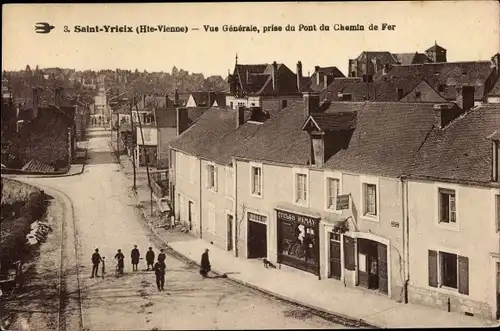 Ak Saint Yrieix Haute Vienne, Vue Generale, prise du Pont de Chemin de Fer