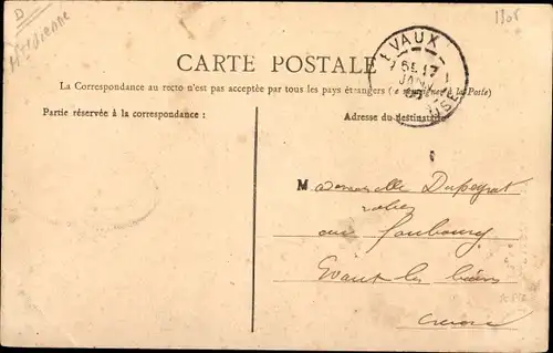 Ak Saint Sulpice les Feuilles Haute Vienne, L'Eglise, Passanten