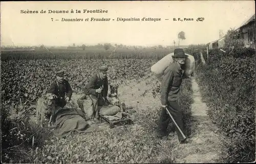 Ak Scenes de Douane a la Frontiere, Douaniers et Fraudeur, Disposition d'attaque, Schmuggler