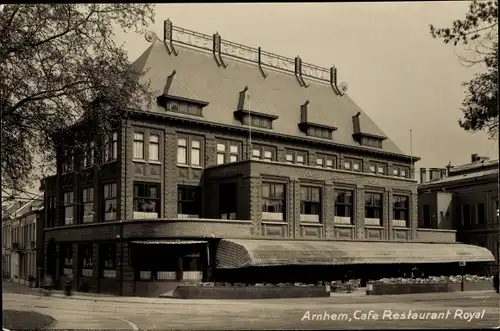 Ak Arnhem Gelderland Niederlande, Café Restaurant Royal