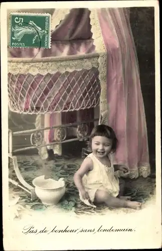 Ak Kind auf dem Nachttopf