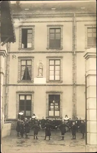 Foto Ak Paris IV, Rivoli, Rue Saint-Bon, Kinder