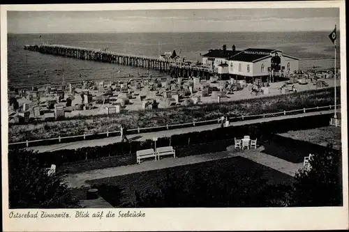 Ak Ostseebad Zinnowitz auf Usedom, Blick auf die Seebrücke, Strand