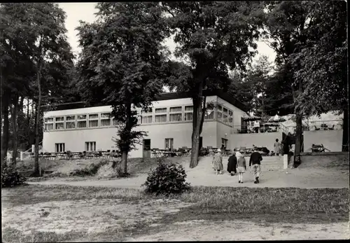 Ak Wesenberg in Mecklenburg, Strandcafé Weißer See