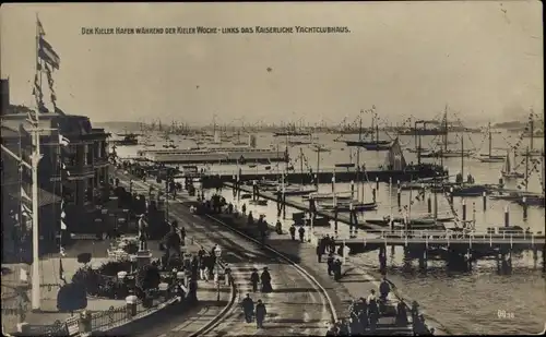 Ak Kiel, der Hafen während der Kieler Woche, kaiserliches Yachtclubhaus