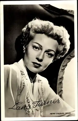 Ak Schauspielerin Lana Turner, Portrait