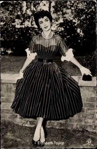 Ak Schauspielerin Elizabeth Taylor, Portrait