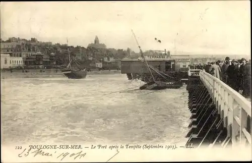 Ak Boulogne sur Mer Pas de Calais, Le Port apres la Tempete, 1903