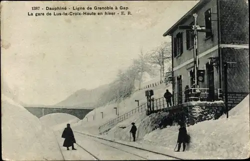 Ak Lus la Croix Haute Drôme, Ligne de Marseille a Grenoble, La Gare, Haute en hiver