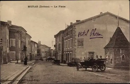 Ak Moras Drôme, La Place