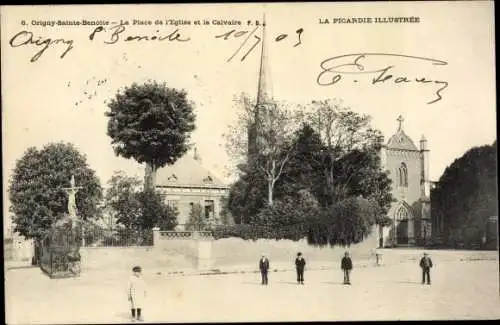 Ak Origny Sainte Benoite Aisne, La Place de l'Eglise et le Calvaire