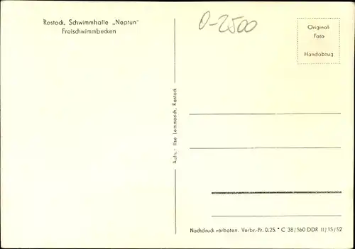 Ak Rostock in Mecklenburg Vorpommern, Schwimmhalle Neptun, Freischwimmbecken, Sprungturm