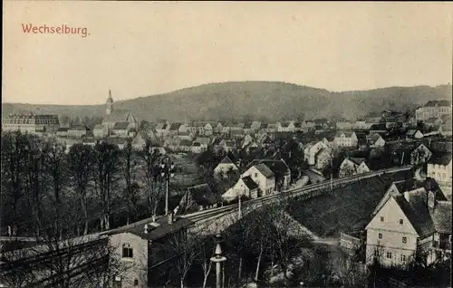 Ak Wechselburg in Sachsen, Blick auf den Ort u. Bahngleise