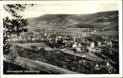 Ak Uhlstädt Thüringen, Blick auf den Ort mit Bergen