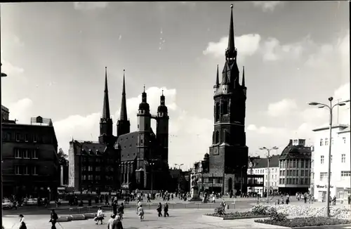 Ak Halle an der Saale, Marktplatz, Kirche, Turm