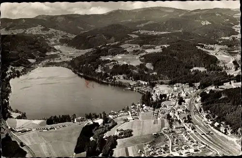 Ak Titisee Neustadt im Breisgau Hochschwarzwald, Gesamtansicht mit Bärental, Feldberg