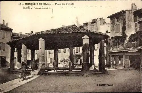 Ak Montélimar Drôme, Place du Temple