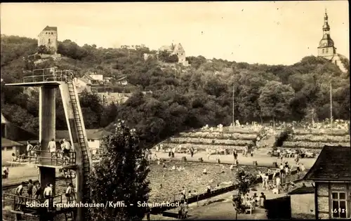 Ak Bad Frankenhausen im Kyffhäuserkreis, Schwimmbad, Sprungturm, Badegäste