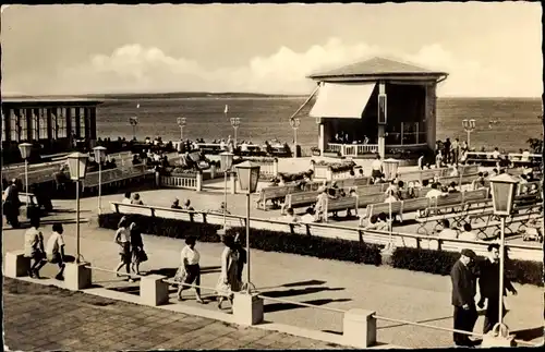 Ak Seebad Binz auf Rügen, Strandkonzert