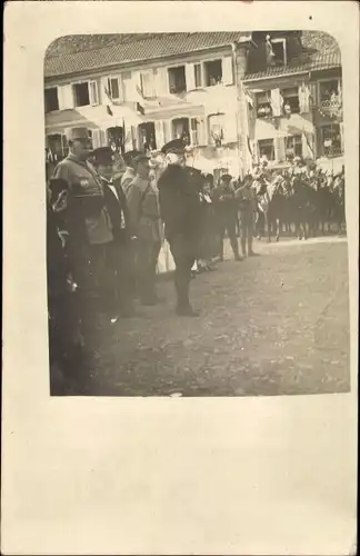 Foto Ak Haut Rhin Frankreich, Französischer Politiker, Platz, Französische Soldaten