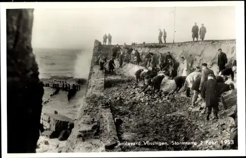 Ak Vlissingen Zeeland Niederlande, Boulevard, Stormramp 1.2.53