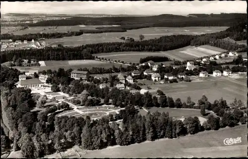 Ak Bad Dürrheim im Schwarzwald, Luftbild vom Kurviertel mit Umgebung