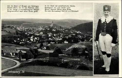 Ak Schneeberg im Erzgebirge, Bergmann in Tracht, Blick auf den Ort