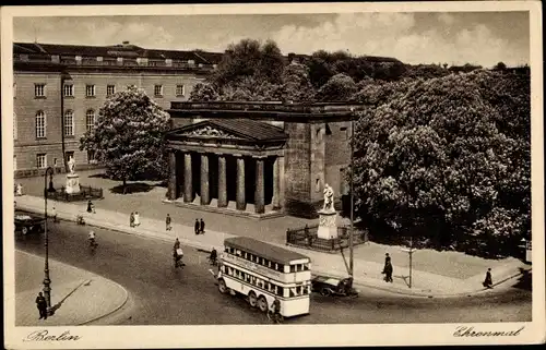 Ak Berlin Mitte, Ehrenmal, Doppeldeckerbus