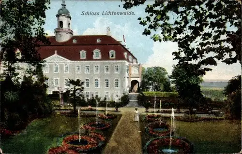 Ak Niederwiesa Mittelsachsen, Blick in die Parkanlage von Schloß Lichtenwalde