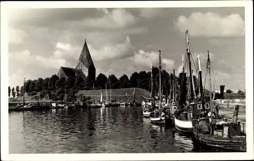 Ak Insel Poel Mecklenburg, Hafenbild, Kirche