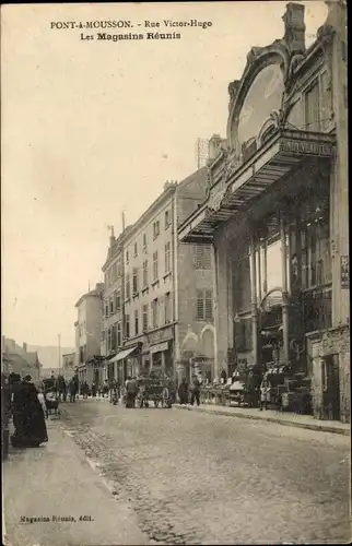 Ak Pont à Mousson Mussenbrück Lothringen Meurthe et Moselle, Rue Victor Hugo, Les Magasins Réunis