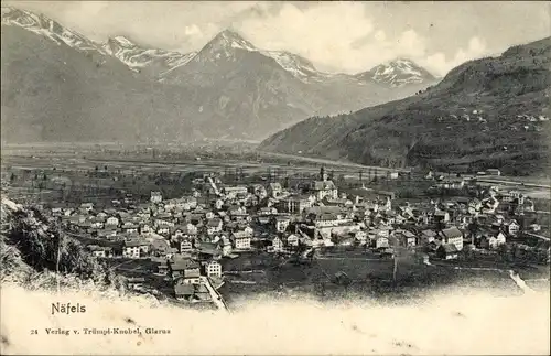 Ak Näfels Kanton Glarus, Totalansicht der Ortschaft, Gebirge