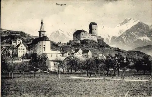 Ak Sargans Kanton St. Gallen, Blick auf den Ort, Kirche, Burg